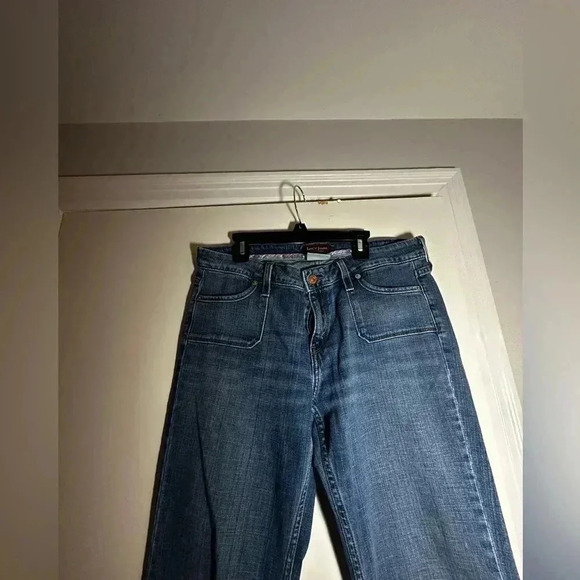 Levi's 545 Med. Wash Denim Jeans Size 10M Low Rise Bootcut Flare Y2K stretchy - Picture 2 of 8